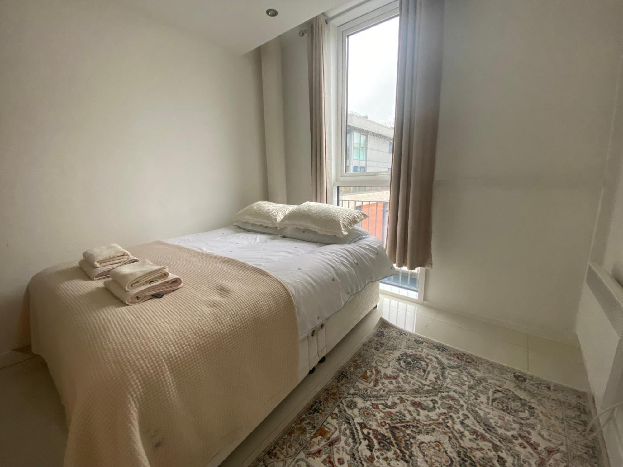 Apartament Cosy 3 Bed Penthouse In Royal Docks